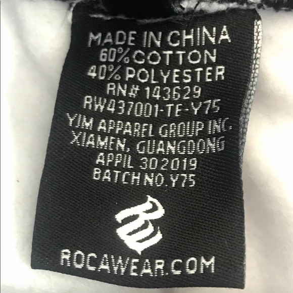 NWT ROCAWEAR Fleece Joggers - Picture 2 of 11